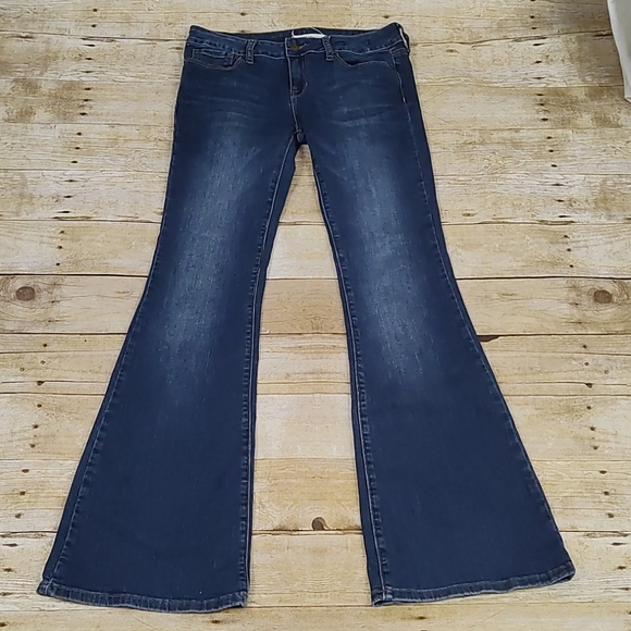 Bullhead Black Flare Jeans - Picture 4 of 10